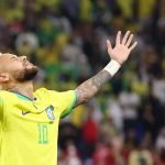 Neymar se convirtió en el tercer jugador brasileño en marcar _en al menos tres ediciones.Foto FIFA
