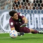 En los penales Marruecos se impuso por 3-0 a España con la gran figura el portero Yassine Bounou, conocido como Bono, que atajó dos de los tres remates de los españoles. Foto FIFA