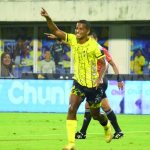En el marco de la cuarta fecha de la Liga, Atlético Bucaramanga visitó e igualó 1-1 ante Jaguares para mantenerse invicto en el campeonato. Foto Dimayor