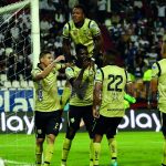 Jugadores de Águilas Doradas celebran triunfo 1-2 sobre el Blanco Blanco. Foto Dimayor