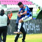 Al minuto Henry Plazas cobró un tiro libre desde lejos y se clavó un golazo al ángulo superior izquierdo. Foto Dimayor