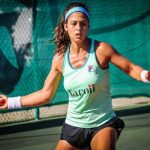 La tenista brasileña Carolina Alves cayó hoy en los octavos de final de la Copa Colsanitas ante la alemana Tatjana María, monarca exponente, por 2-6 y 4-6. Foto Copa Colsanitas