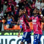 El atacante Diber Cambindo marcó un doblete en la victoria 3-0 del poderoso en el Atanasio Girardot. Foto Dimayor