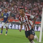 Gracias al gol de Luis Sandoval a los '21, el conjunto Tiburón sumó tres puntos importantes en su objetivo de clasificar a las semifinales. Foto Junior