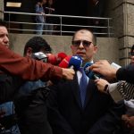 El fiscal General Francisco Barbosa anunció este viernes 5 de mayo que sacará a su familia del país por temas de seguridad y dice que si algo le pasa a él o a su familia será responsabilidad del presidente de la República, Gustavo Petro.Foto Fiscalía