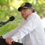 Desde Sucre, el presidente Gustavo Petro rechazó las palabras del coronel John Marulanda de la reserva activa y quien hace parte de Acore, quien dijo que buscan “defenestar” el Gobierno actual poniendo como ejemplo lo que sucedió en el Perú con Pedro Castillo.Foto Presidencia