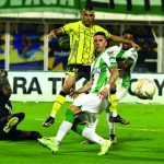 Con una nómina mixta, llena de juveniles, Atlético Nacional no tuvo un buen inicio de partido frente a Alianza Petrolera en el estadio Daniel Villa Zapata de Barrancabermeja. Foto Dimayor