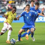 La selección Colombia intentó hasta último momento con la tenencia de la pelota, pero no pudo hacer daño. Foto FCF