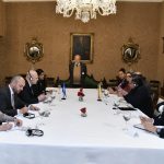 Gustavo Petro y Sr. Karim Khan fiscal de la Corte Penal Internacional. Foto Presidencia