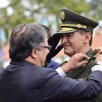 Presidente Gustavo Petro en la ceremonia de ascenso para el General William René Salamanca, Director de la Policía Nacional.Foto Presidencia
