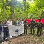 Estas personas fueron entregados a una comisión humanitaria de la Defensoría del Pueblo del Magdalena y la Iglesia Católica