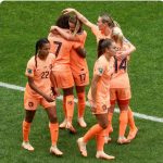 Con goles de Roord y Beerensteyn, Países Bajos se impuso 2-0 a Sudáfrica y está entre las mejores 8 selecciones del Mundial.