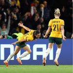 Sam Kerrhizo hizo  el gol  del triunfo para Austalia a los (70") ante Dinamarca .Foto FIFA