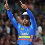 Sobre la pista del velódromo Sir Chris, en Glasgow, Escocia, el pistero colombiano, Kevin Santiago Quintero, se adjudicó el título mundial en el keirin masculino del UCI Cycling World Championships. Foto de la UCI.