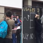 Los encapuchados rompieron la reja que impedía la entrada al auditorio de U.Nacional.Fotos Redes