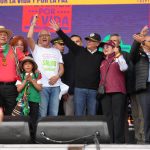 Sobre las 2:00 p. m., el presidente Petro salió a la Plaza de Bolívar de Bogotá para conectar a todos los sectores por un Gran Acuerdo Nacional. Foto Presidencia