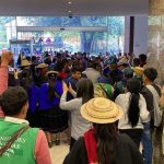 Minga indígena irrumpió en las instalaciones de revista Semana.