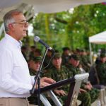 Las Fuerzas Militares, la Policía Nacional y los servicios de investigación judicial del Estado recibieron instrucciones precisas del Ministerio de Defensa para ejecutar operaciones ofensivas y contundentes que permitan brindar seguridad a las comunidades amenazadas por los grupos armados ilegales.Foto Mindefensa