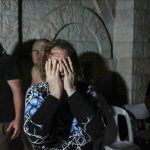 Al menos 16 personas murieron en el ataque contra una Iglesia greco-ortodoxa en Gaza. Ali Jadallah - Agencia Anadolu