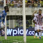 Yeison Guzmán festeja el gol del triunfo del Deportes Tolima. Foto Deportes Tolima