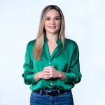 Candidata María Clara Name Ramírez con el #10 del Partido Alianza Verde  al Concejo