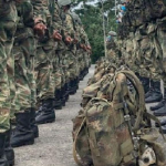 El Gobierno desplaza a más de 300 militares con el fin de agilizar la libertad de Manuel Díaz, a pesar de los obstáculos y retrasos generados por el ELN.