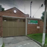 Los menores también habrían causado daños estructurales en los dormitorios del centro de atención.