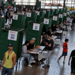 La opción En Contra se impuso en el plebiscito de este domingo. Foto Andrés Pérez.