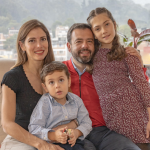 Alcalde Carlos Fernando Galán con su Esposa y sus hijos