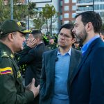 César Restrepo, sec. de Seguridad; Carlos F. Galán, Alcalde de Bogotá; y el general José Gualdrón, cte. de la Mebog