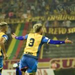 Daniel Rivera festeja el primer gol de Fortaleza X @FortalezaCEIF.