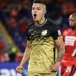 Jhon Fredy Salazar  celebra gol del triunfo de Aguilas Doradas 0-1 ante América de Cali en el Pascual Guerrero de la capital del Valle del Cauca.Foto Ahuilas Doradas