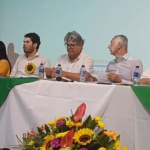 El ministro de salud, Guillermo Jaramillo, en medio de su visita a Bucaramanga dando a conocer temas relacionados con la reforma a la salud  en su discurso mencionó que no hay recursos