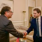 En la Casa de Nariño el presidente Gustavo Petro se reunió con delegados de la administración del presidente de los Estados Unidos, Joe Biden, encabezada por el principal Asesor de Seguridad Nacional, Jonathan Finer, y el director para el hemisferio occidental del Consejo de Seguridad Nacional, Juan González. Foto Presidencia