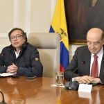 * Después de 14 días Petro y Leyva acataron el fallo de la Procuraduría.