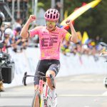 Richard Carapaz de EF Education Easy-Post ganó la etapa reina del TourColombia2024 que finalizó en el Alto del Vino.Foto Fedeciclismo