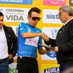 Rigoberto Uran recibio premio como el corredor mas queridpo por los aficionados en el Tour Colombia 2024.Foto Fedeciclismo