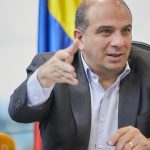 Carlos Camago,defensor del Pueblo