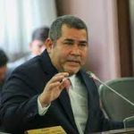 "Al no apoyar el archivo, por su puesto que estamos acompañando con los cambios que el partido ha venido concertando", dijo el senador liberal, Carlos Chacón.