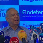 Ministro de Hacienda, Ricardo Bonilla, en la cumbre de alcaldes y gobernadores electos de FINDETER.