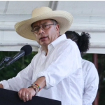 El presidente Petro o aseguró que la ofensiva contra este grupo ilegal, también autodenominado Estado Mayor Central, debe ser total y que incluso, si es necesaria la presencia de él en el Cauca, allí irá .Foto: Joel González - Presidencia