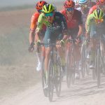 El mejor colombiano en la etapa fue el bogotano Daniel Felipe Martínez (Bora Hansgrohe), quien llegó en la novena casilla, dentro del pelotón, y sin restarle tiempo a su rival directo, el británico del INEOS, Geraint Thomas.