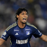 Millonarios, en un apretado partido, derrotó 1-0 al Pereira en el estadio El Campín, por la segunda fecha del Grupo A de los cuadrangulares finales del fútbol colombiano. Un solitario gol de Juan Carlos Pereira valió para sellar el triunfo..Foto Dimayor