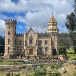 El presidente Petro dice que el Castillo Marroquín representa "la impostura de una élite corrupta que se cree falsamente aristócrata".