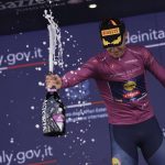 El ciclista italiano del Lidl-Trek Jonathan Milan ha ganado, este miércoles, la undécima etapa del Giro de Italia de 2024, que se ha decidido al esprint, en Francavilla al Mare