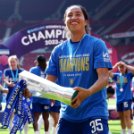 La colombiana Mayra Ramírez fue la figura en el triunfo de Chelsea ante Manchester United que le dio el título de liga