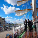 Petro a colombianos desde el buque Gloria_ “Colombia le está hablando al mundo de paz”.Foto Presidencia 01