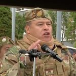 El general Juan José Zúñiga, jefe del Ejército, aseguró hoy que junto a tres comandantes vino a tomar la casa presidencial y cambiar el Gabinete, mientras los militares gasifican a la población concentrada en torno a la Plaza Murillo.