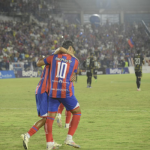 El equipo samario se lleva la ventaja y definirá todo en Villavicencio el próximo sábado. Foto EL INFORMADOR