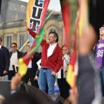 "Quedan convocados, arranca la consulta popular: Petro. Con estas palabras, el presidente, Gustavo Petro, dio inicio a un proceso en el que el pueblo podrá decidir sobre las reformas que buscan mejorar sus derechos. La democracia se fortalece cuando la gente participa.